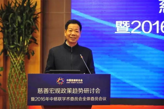 10184229xu7q[1].JPG